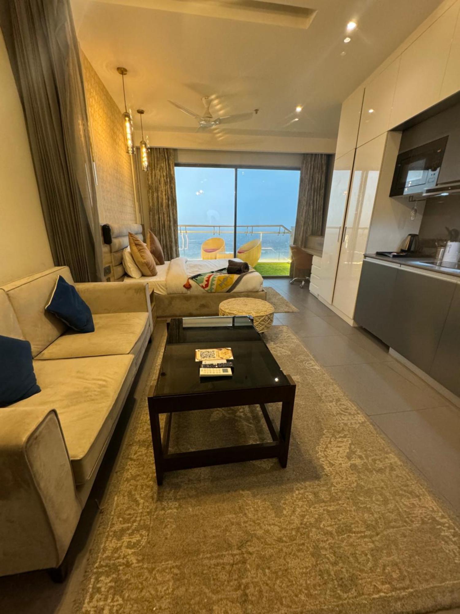 Spira Supernova 5* New Delhi